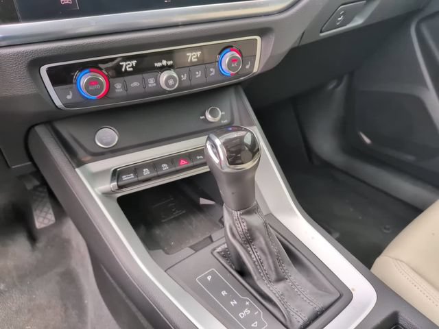 Used 2020 Audi Q3 2.0T Premium Plus w/ Premium Plus Package AWD/4WD image 24