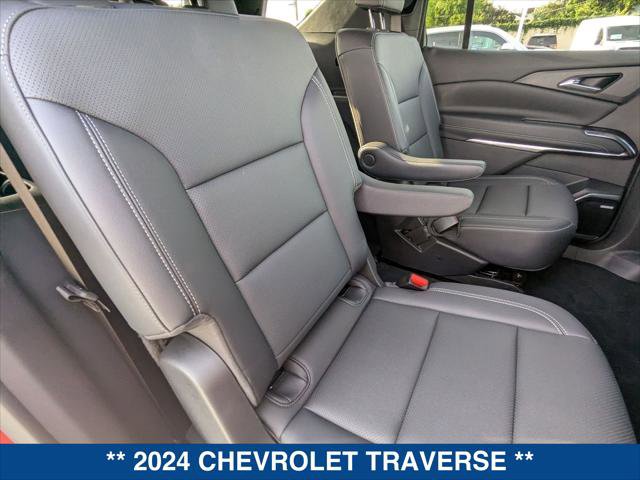 Used 2024 Chevrolet Traverse LT w/ Enhanced Driving Package image 24