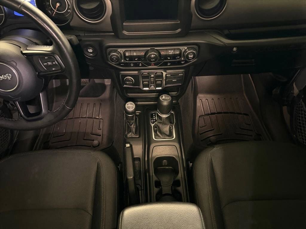 Used 2020 Jeep Wrangler Unlimited Willys image 16