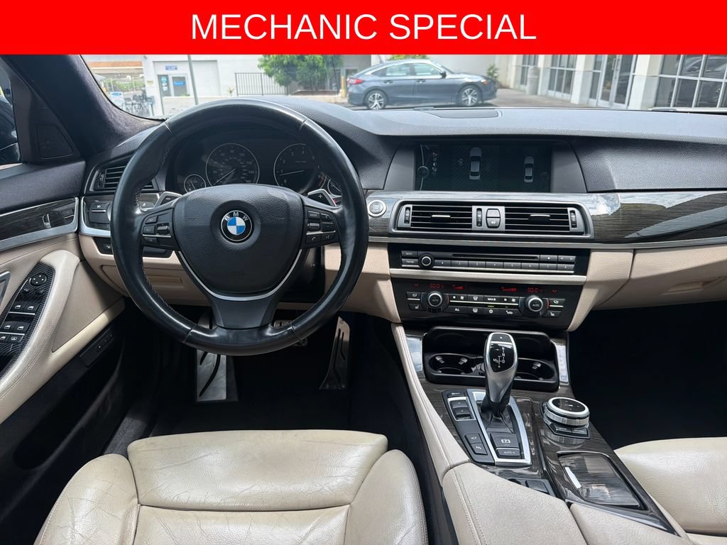 Used 2011 BMW 550i Sedan RWD image 11