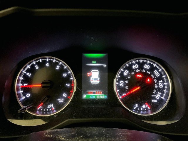 Used 2022 Toyota RAV4 LE AWD/4WD image 19