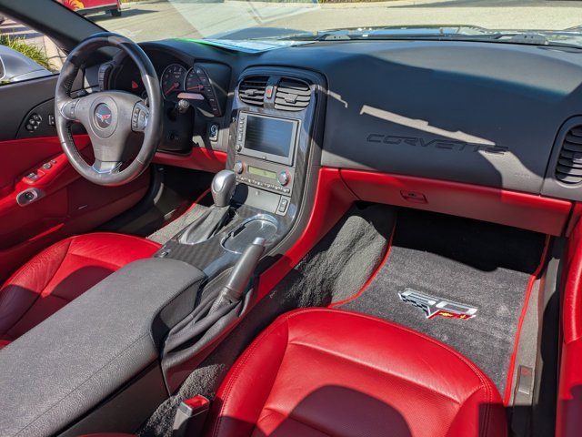 Used 2013 Chevrolet Corvette Convertible w/ 3LT Preferred Equipment Group image 16