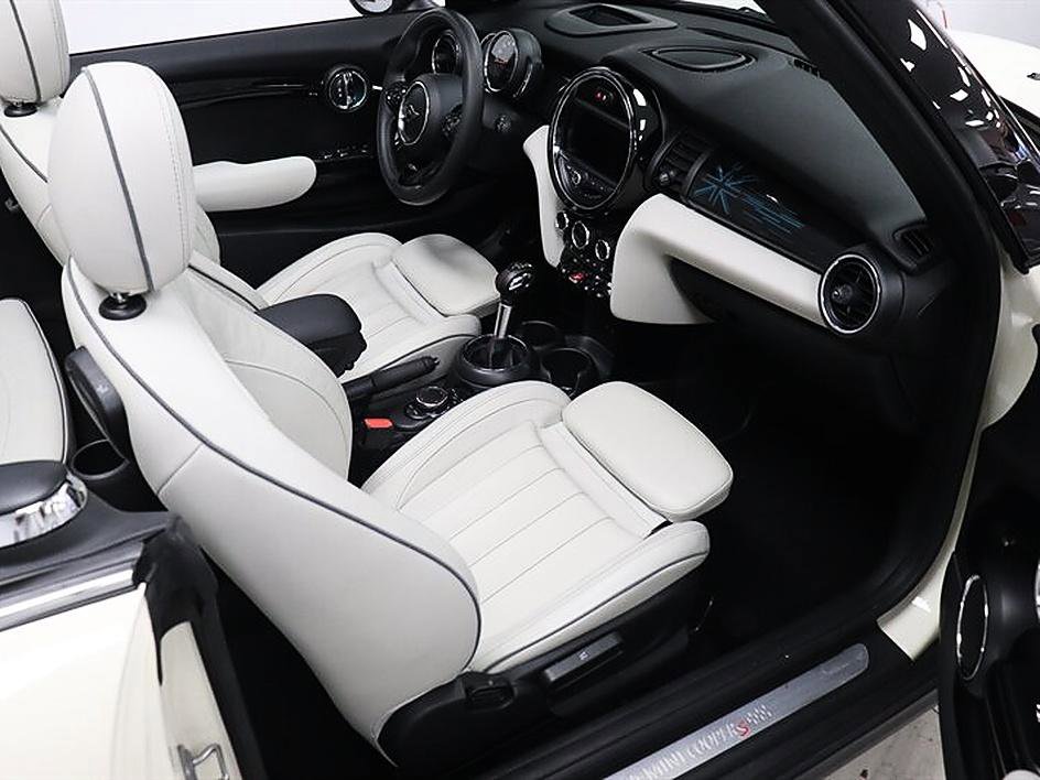 Used 2019 MINI Cooper S FWD image 18