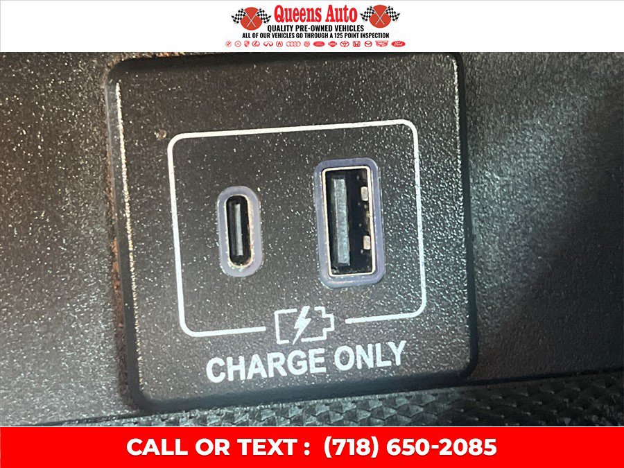 Used 2019 Nissan Pathfinder S AWD/4WD image 44