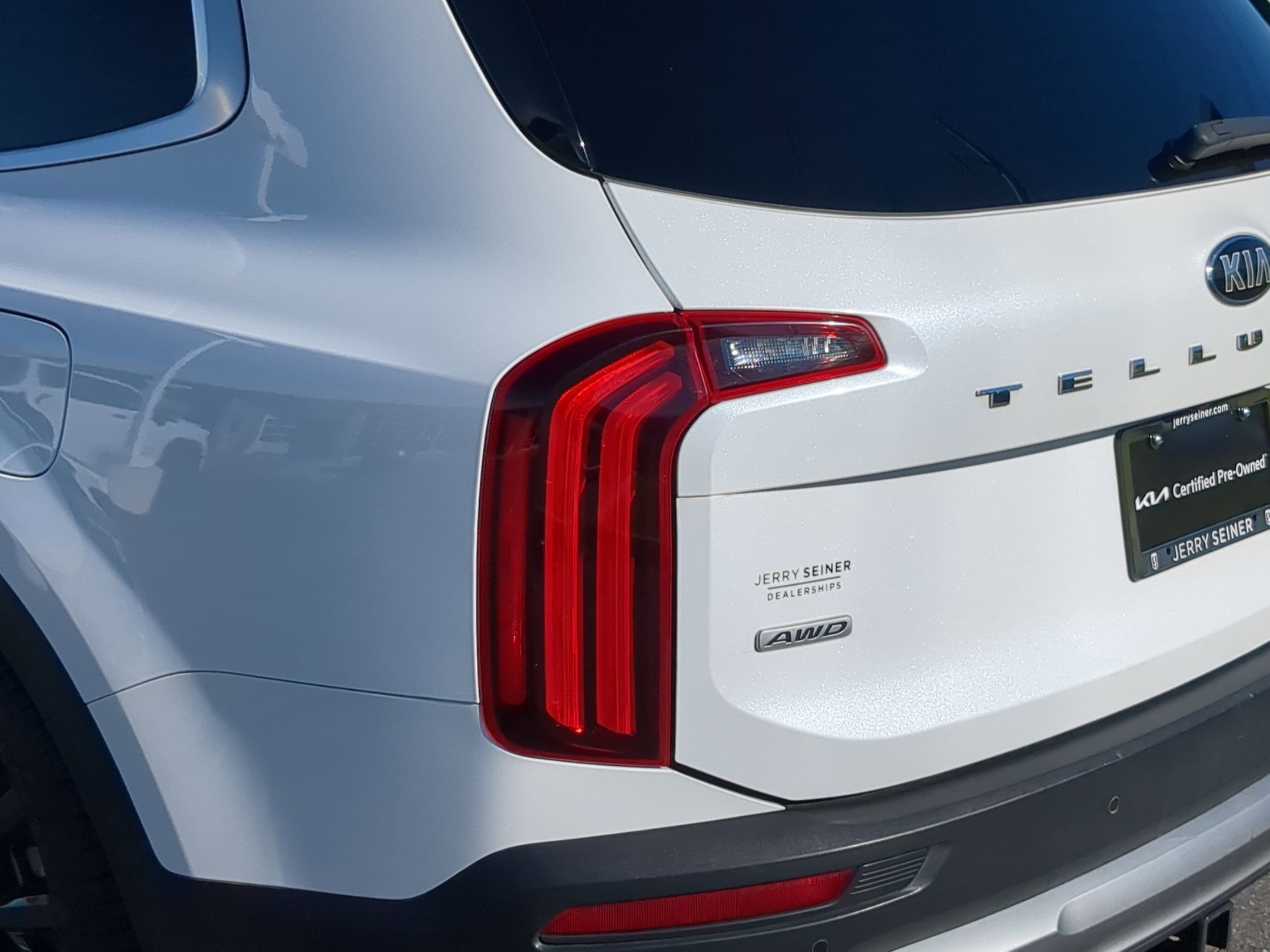 Used 2020 Kia Telluride SX w/ SX Prestige Package image 11