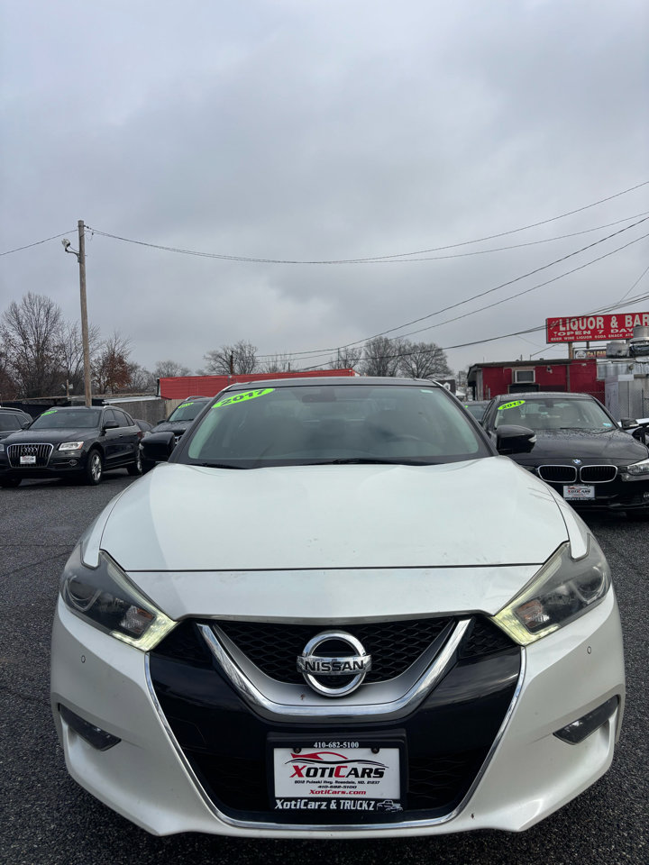 Used 2017 Nissan Maxima Platinum image 5
