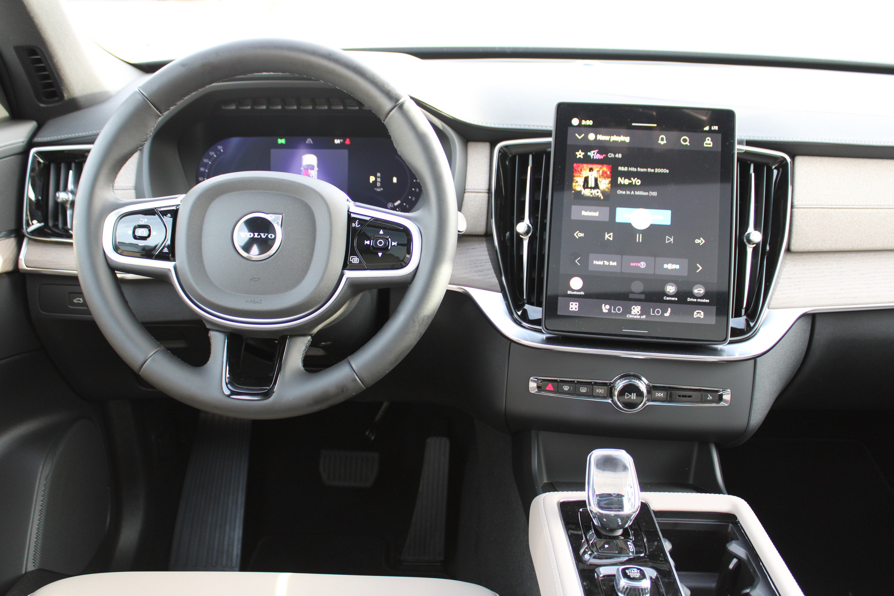 New 2026 Volvo XC90 B5 Core AWD/4WD image 43