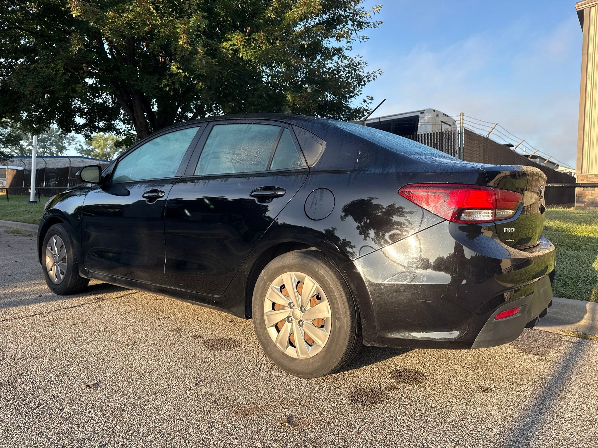 Used 2018 Kia Rio S FWD image 7