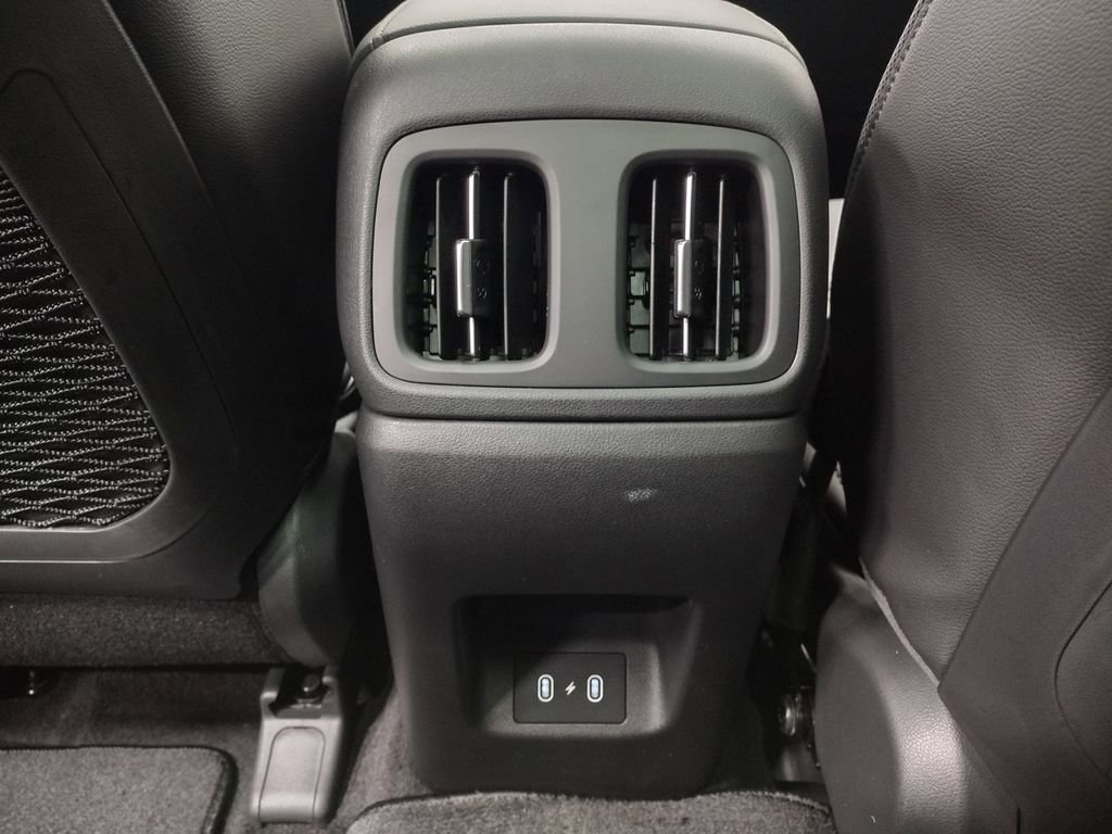 New 2026 Hyundai Tucson Limited image 38