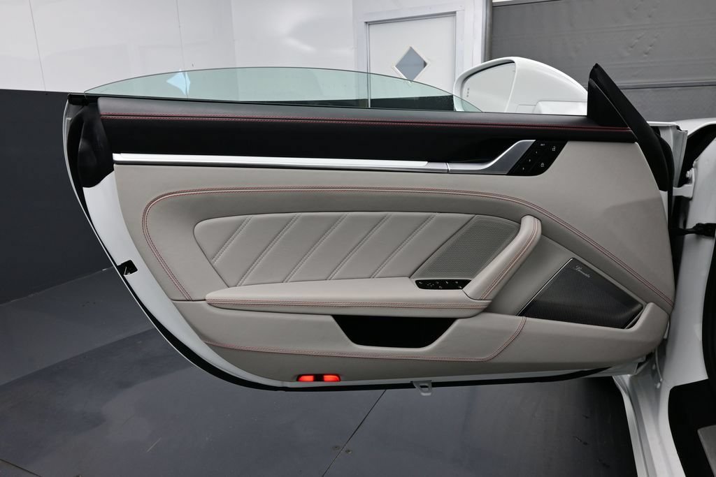 Certified 2024 Porsche 911 Turbo AWD/4WD image 7