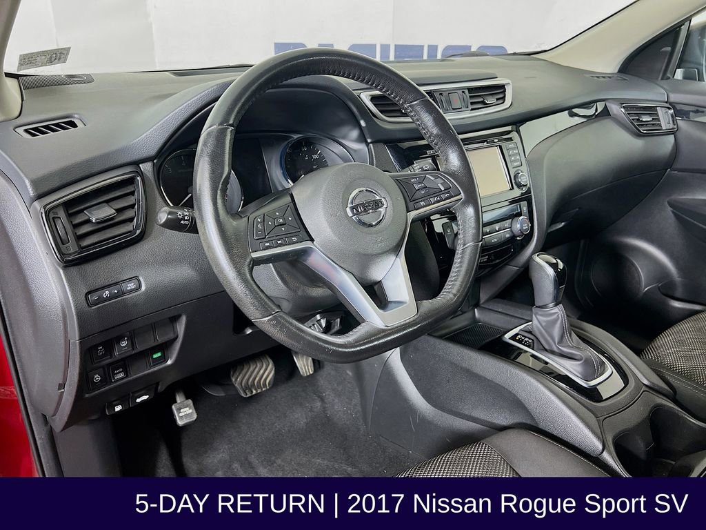 Used 2017 Nissan Rogue Sport SV w/ SV Premium Package AWD/4WD image 11