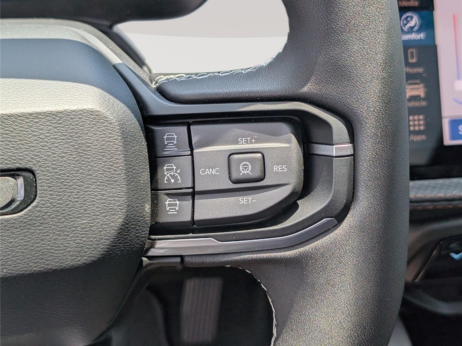 New 2026 Jeep Cherokee Limited AWD/4WD image 21