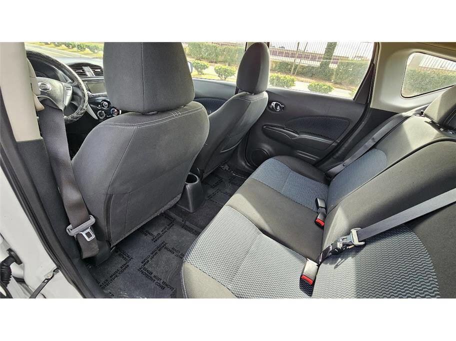 Used 2017 Nissan Versa Note SV image 18