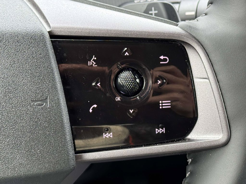 Certified 2025 Nissan Murano SV AWD/4WD image 22