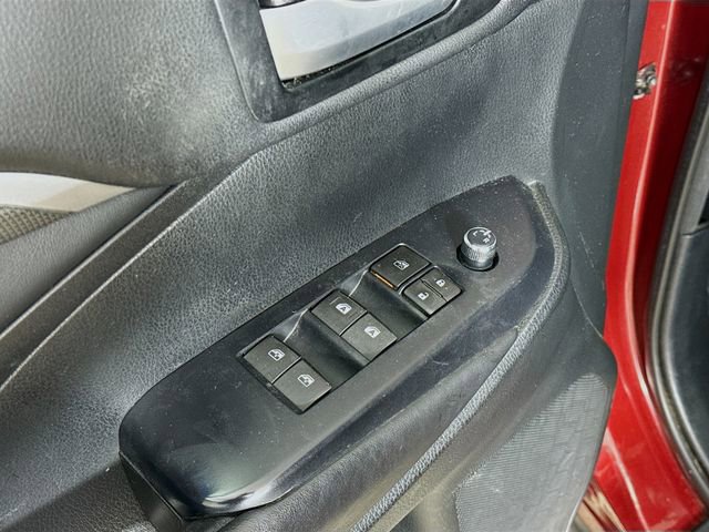 Used 2017 Toyota Highlander SE image 18