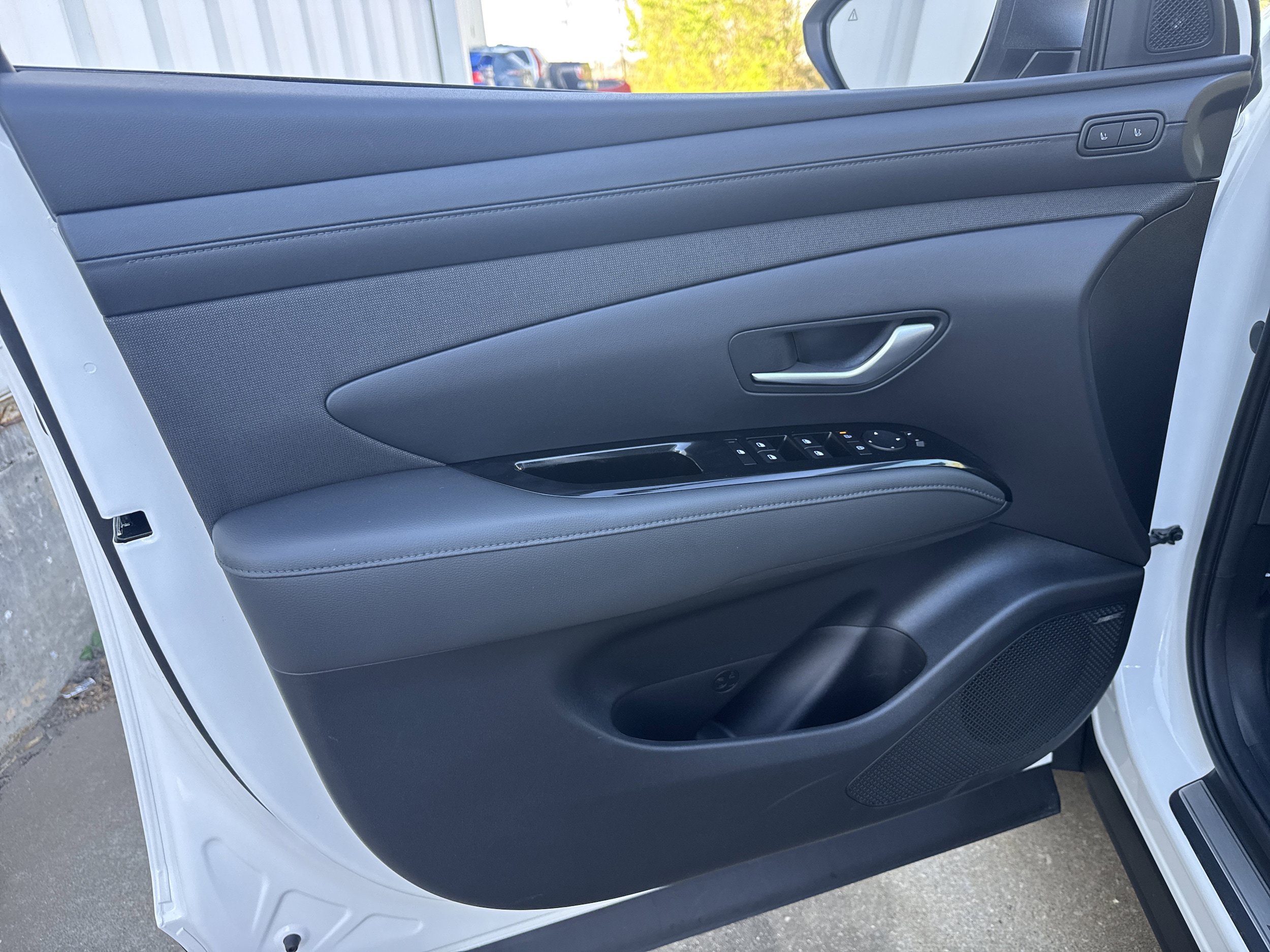 Used 2026 Hyundai Tucson Limited AWD/4WD image 8