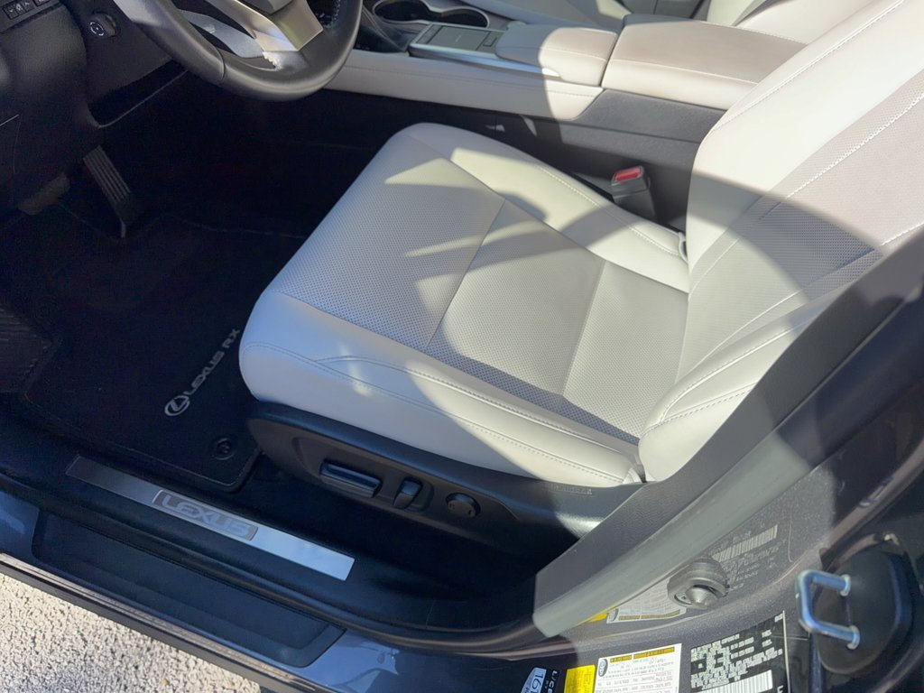 Used 2022 Lexus RX 450hL AWD w/ Premium Package image 5