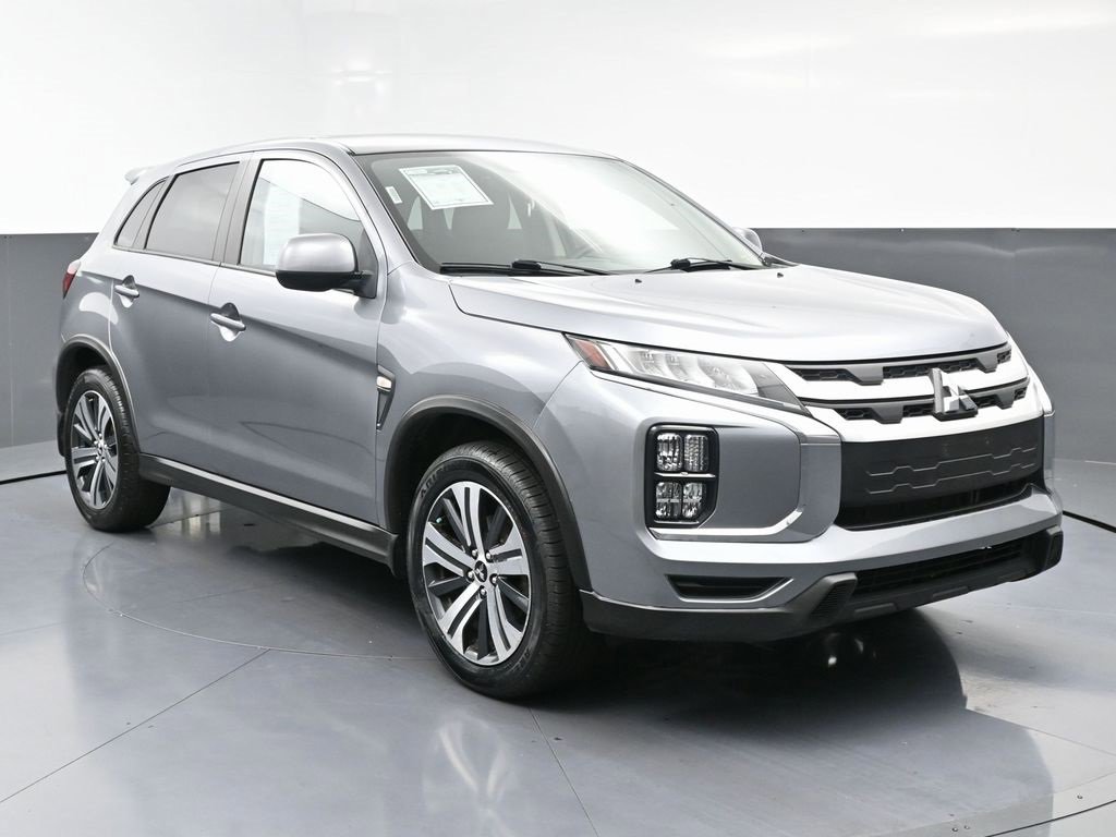 Used 2021 Mitsubishi Outlander Sport ES image 3