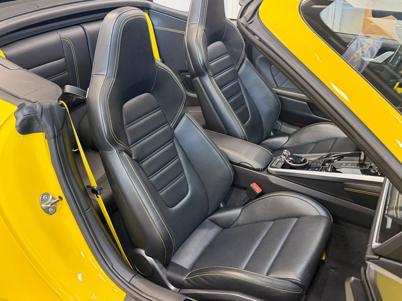 Used 2022 Porsche 911 Turbo S AWD/4WD image 40