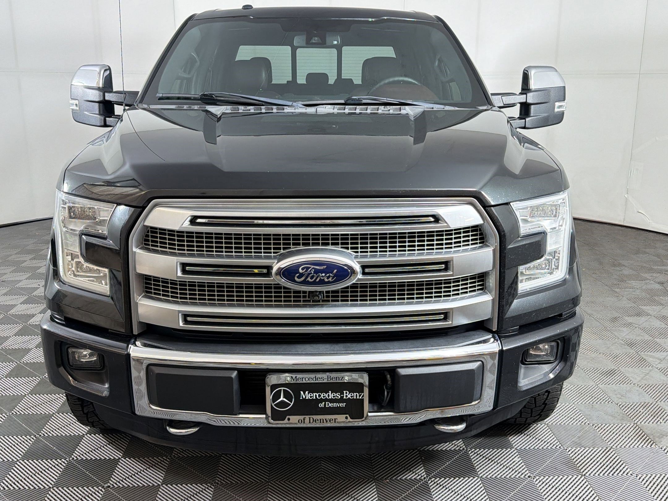 Used 2015 Ford F150 Platinum w/ Equipment Group 701A Luxury AWD/4WD image 6