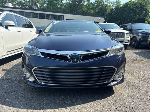 Used 2013 Toyota Avalon Limited w/ Technology Pkg FWD image 1
