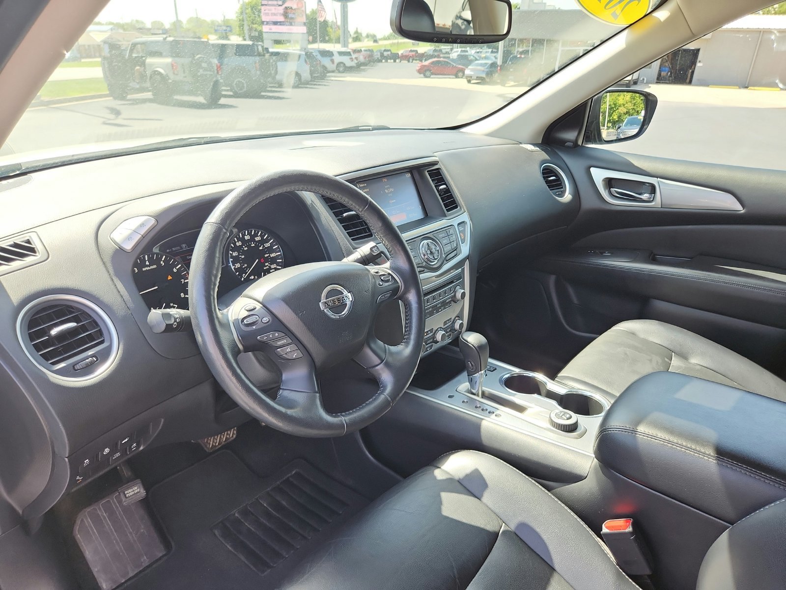 Used 2019 Nissan Pathfinder SL AWD/4WD image 57