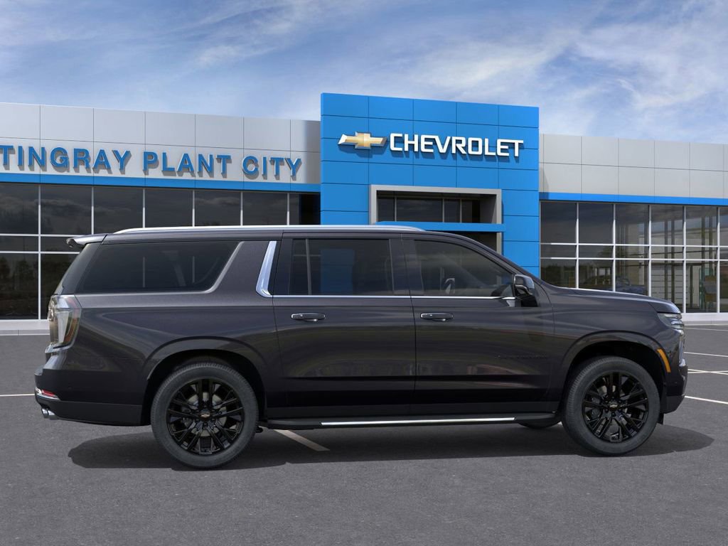 New 2025 Chevrolet Suburban Premier image 5