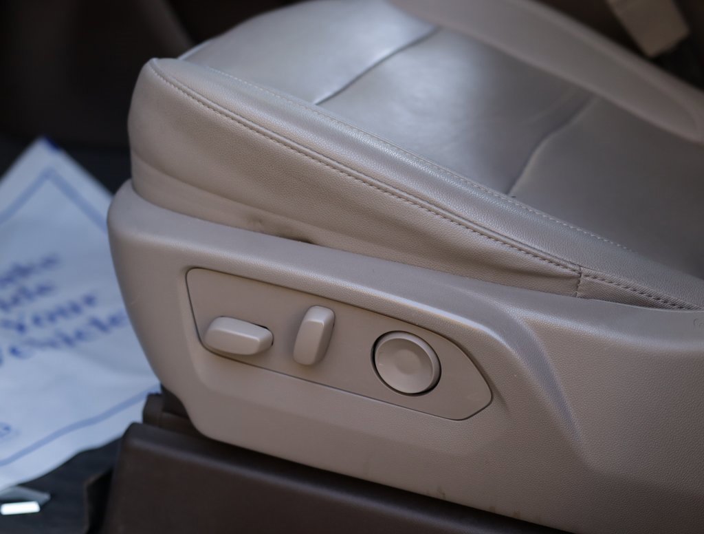 Used 2022 Chevrolet Silverado 1500 LTZ image 22