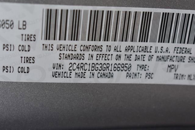 Used 2016 Chrysler Town & Country Touring FWD image 14