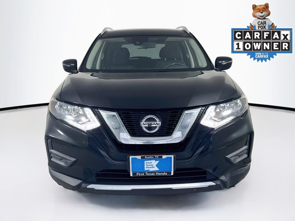 Used 2019 Nissan Rogue S w/ Special Edition Package FWD image 2