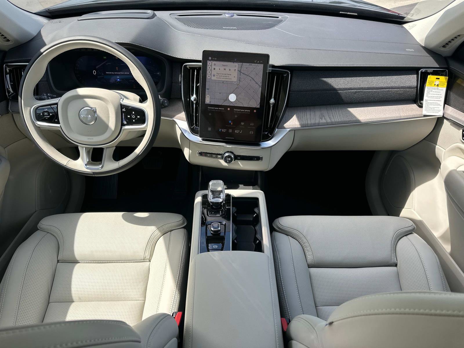 New 2026 Volvo XC90 T8 Ultra image 7