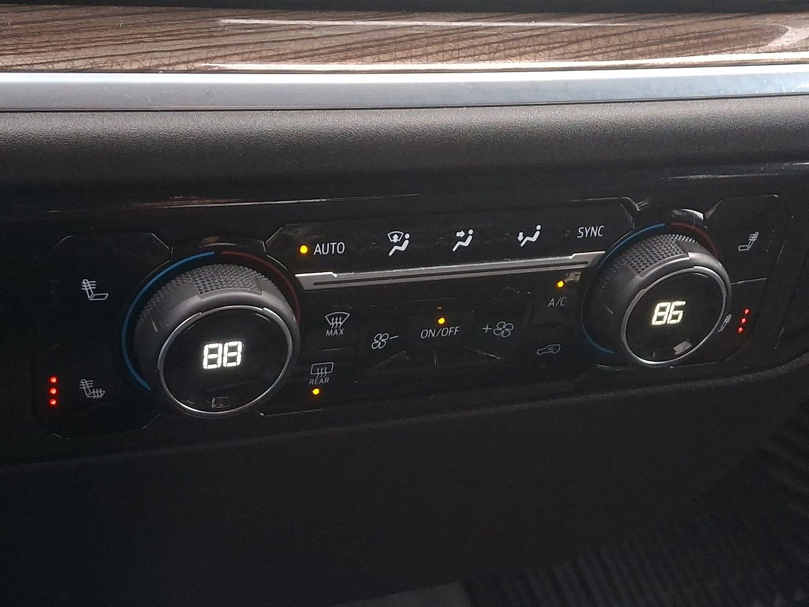 Used 2022 Chevrolet Silverado 1500 RST w/ Z71 Off-Road Package image 16