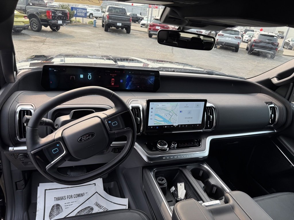 New 2025 Ford Expedition Platinum w/ Stealth Performance Package image 9