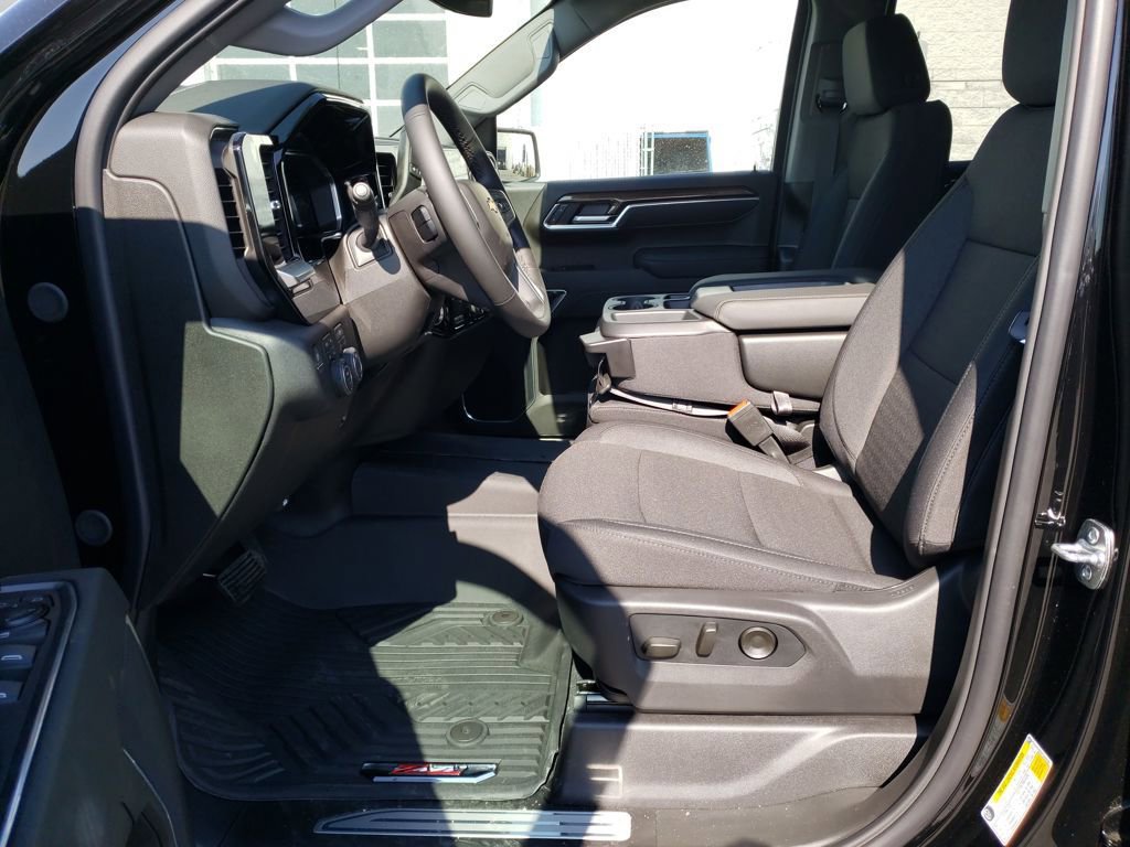 New 2026 Chevrolet Silverado 1500 LT image 9