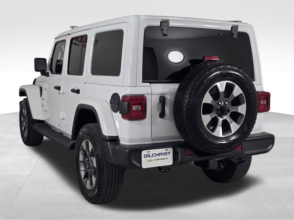 Used 2022 Jeep Wrangler Unlimited Sahara w/ LED Lighting Group AWD/4WD image 5
