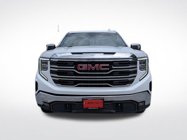 Used 2024 GMC Sierra 1500 SLT RWD image 2