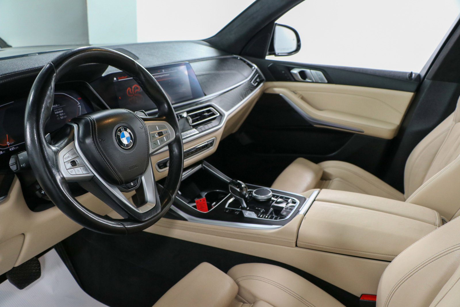 Used 2022 BMW X7 xDrive40i w/ Cold Weather Package image 23