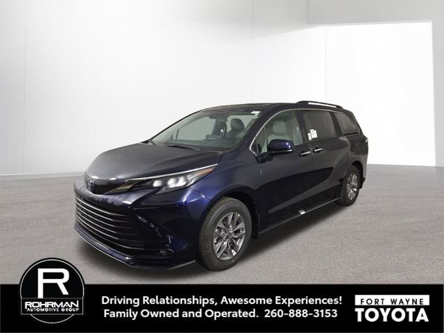New 2025 Toyota Sienna XLE video 1