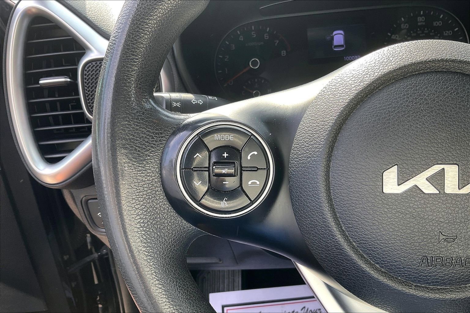 Used 2022 Kia Soul LX FWD image 17