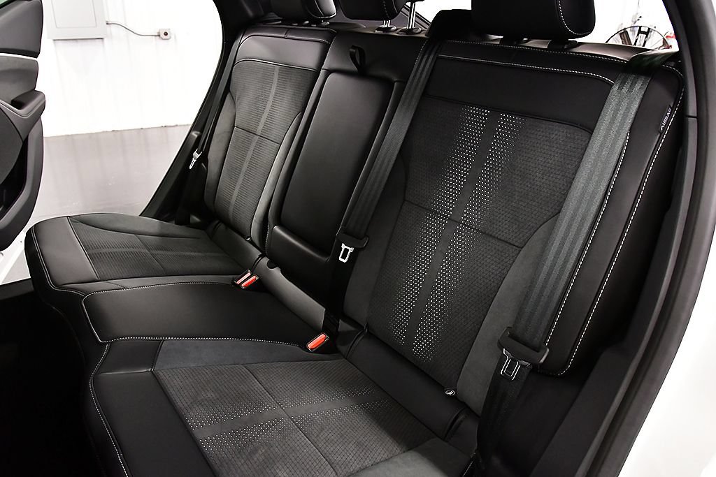 Used 2025 Ford Mustang Mach-E GT AWD/4WD image 27