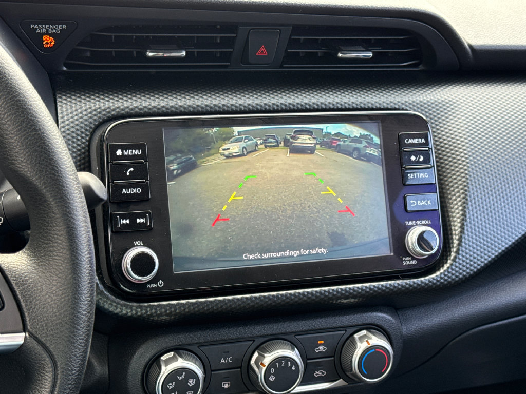 Used 2023 Nissan Kicks SV FWD image 13