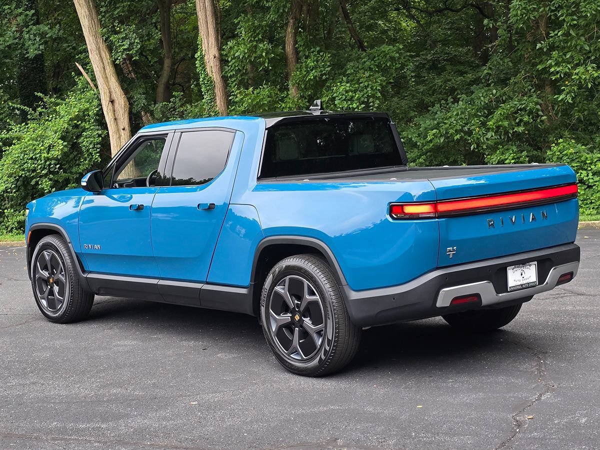 Used 2023 Rivian R1T Adventure AWD/4WD image 5