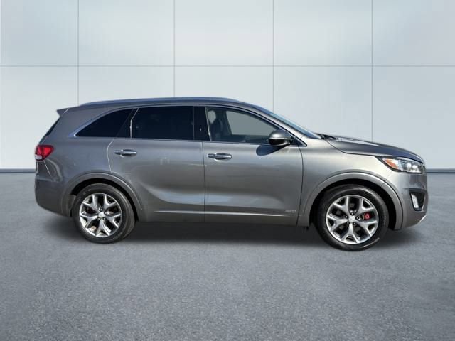 Used 2018 Kia Sorento SX image 2