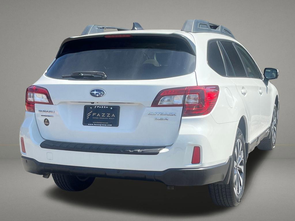 Used 2017 Subaru Outback 3.6R Limited AWD/4WD image 5