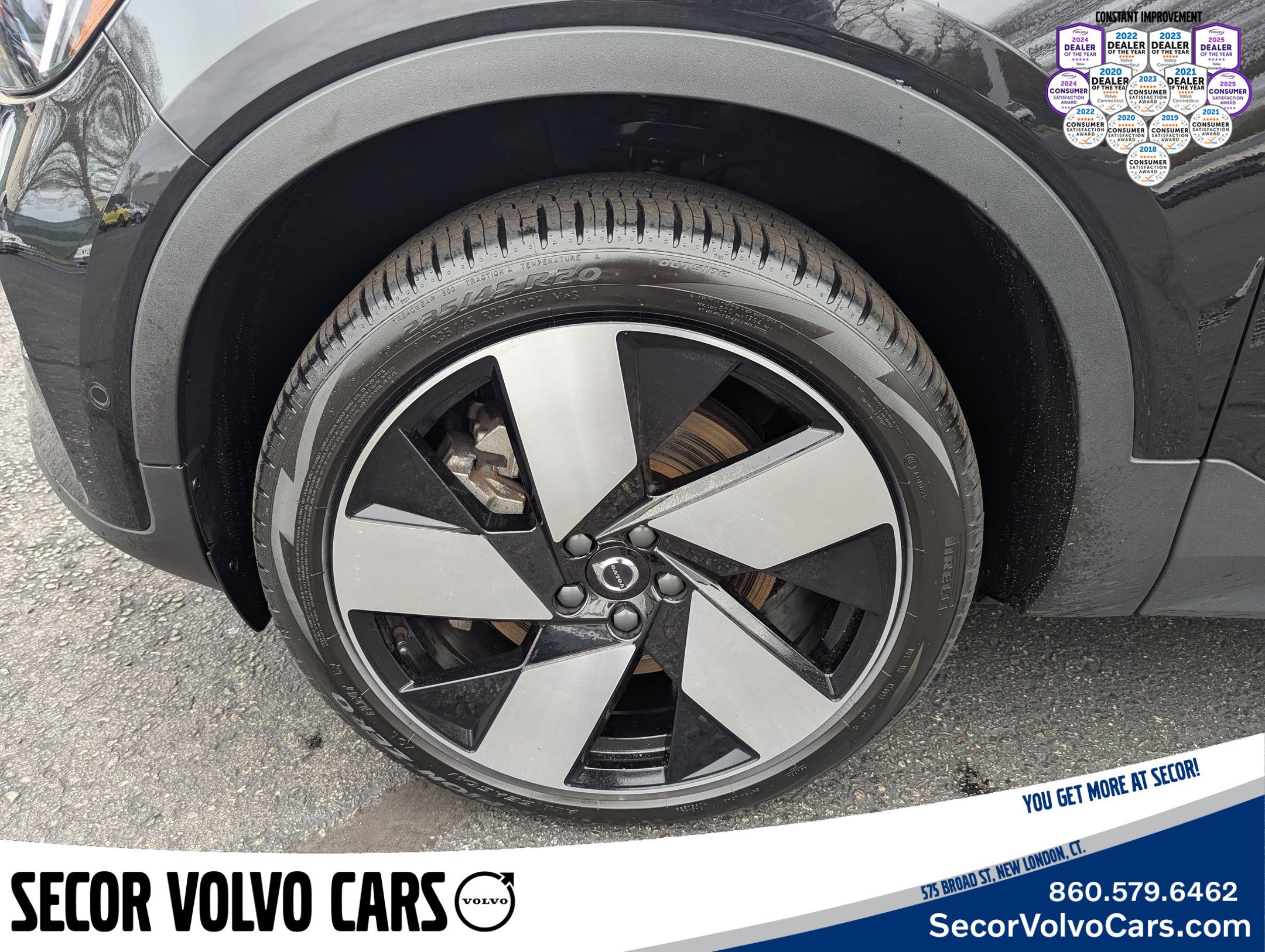 Certified 2024 Volvo XC40 Recharge Plus w/ Protection Package Premier image 25