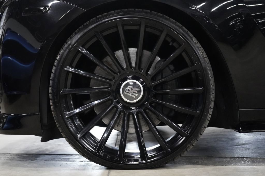 Used 2010 Rolls-Royce Ghost RWD image 53