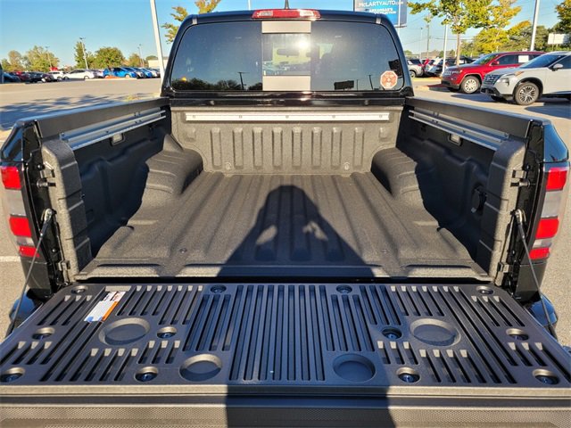 New 2026 Nissan Frontier SV image 7