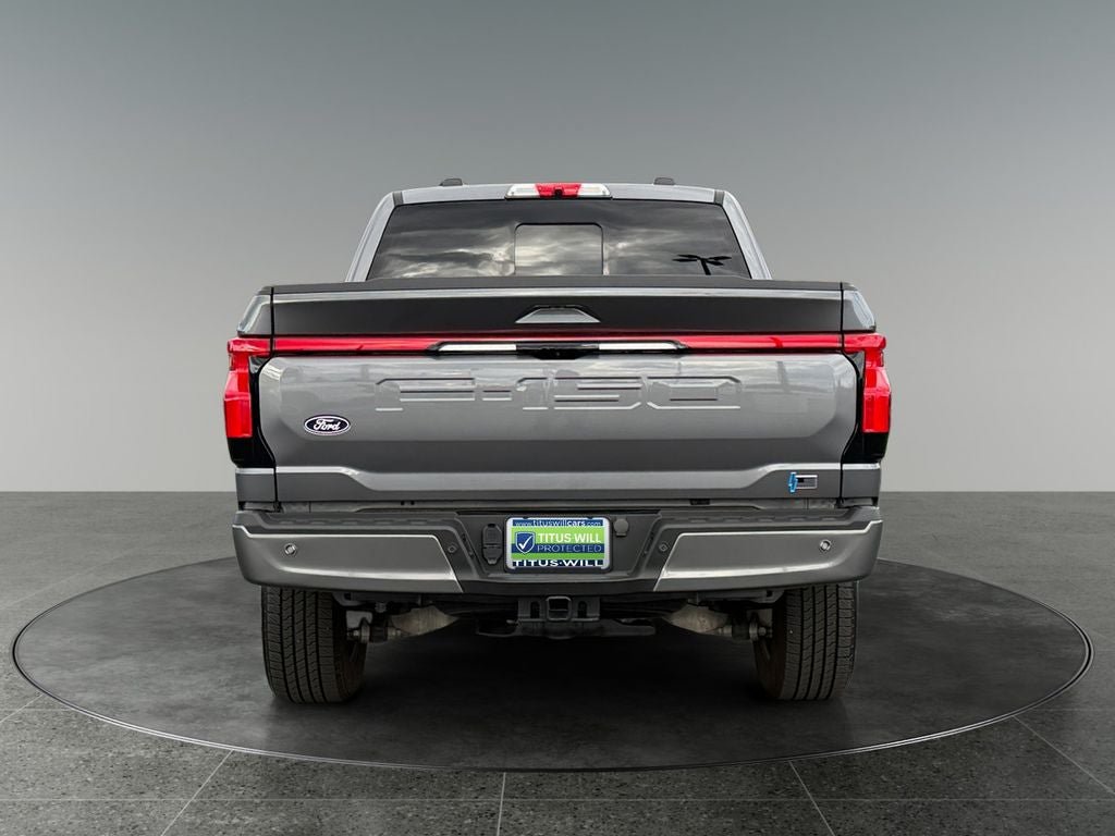 Used 2024 Ford F150 Lightning Lariat AWD/4WD image 8
