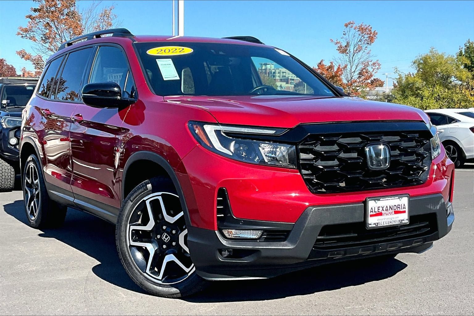 Used 2022 Honda Passport Elite image 2