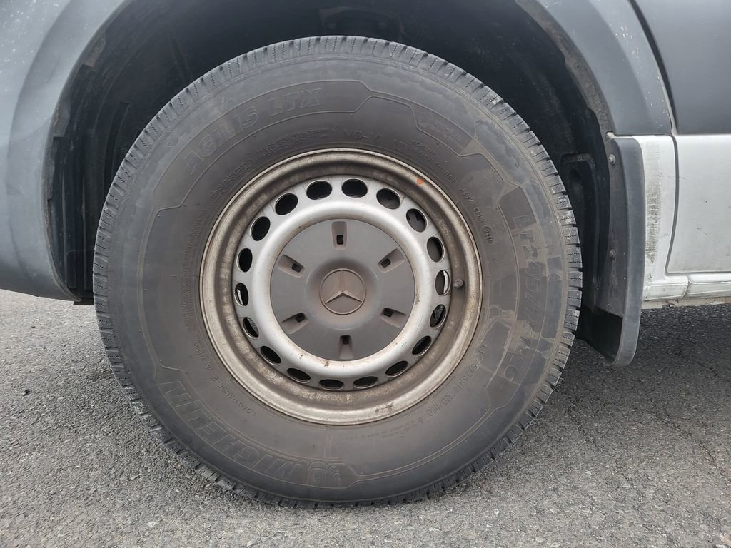 Used 2020 Mercedes-Benz Sprinter 2500 image 12